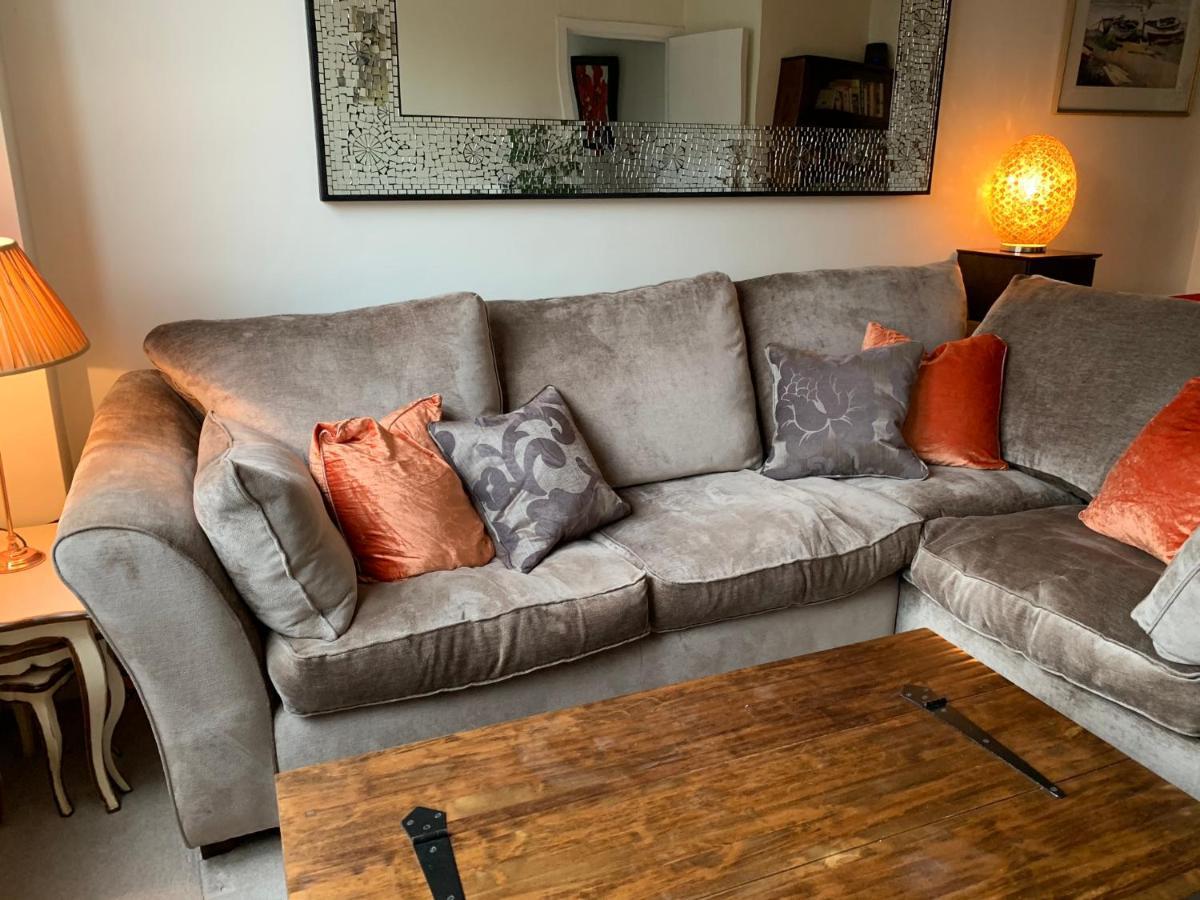 4 The Courtyard Central Windsor 2Br Esterno foto