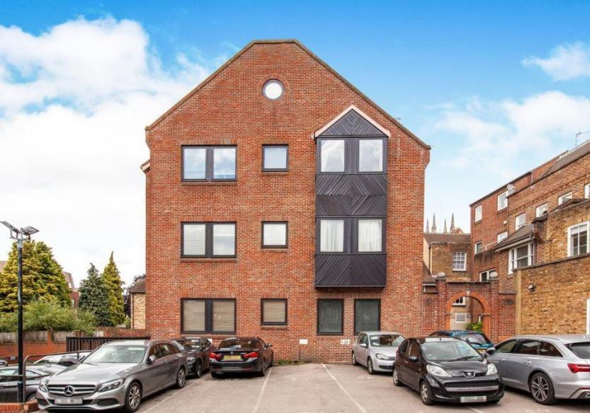 4 The Courtyard Central Windsor 2Br Esterno foto
