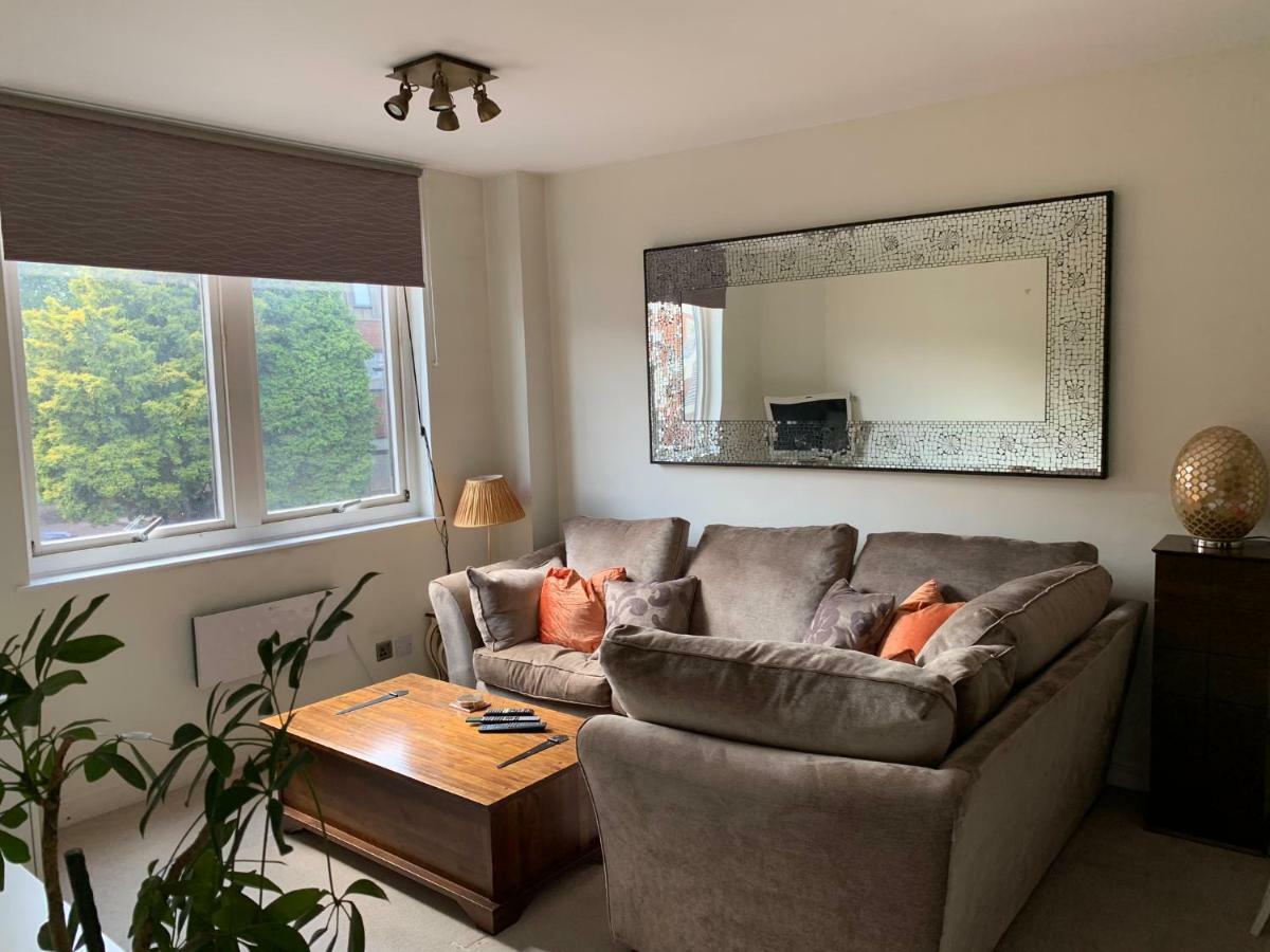 4 The Courtyard Central Windsor 2Br Esterno foto
